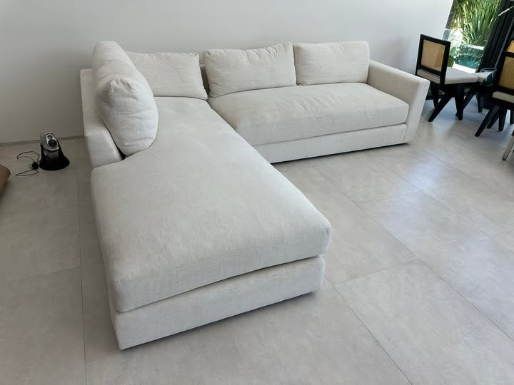 Low-moisture and dry foam cleaning at Dr Steemer