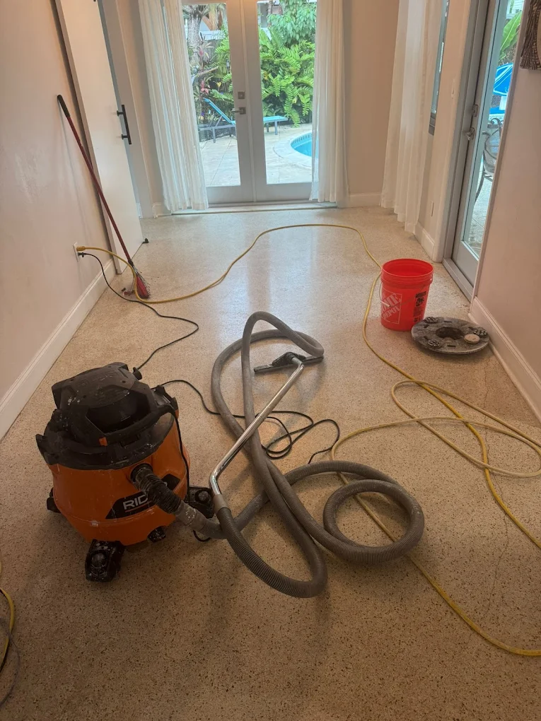 Emergency water extraction at Dr. Steemer